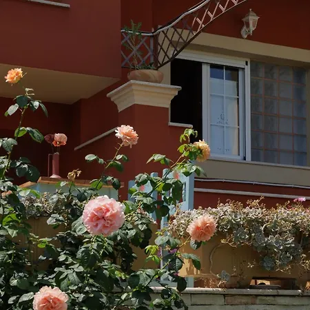 Apartamento Homely 2bd In Dassia Kato Korakiana